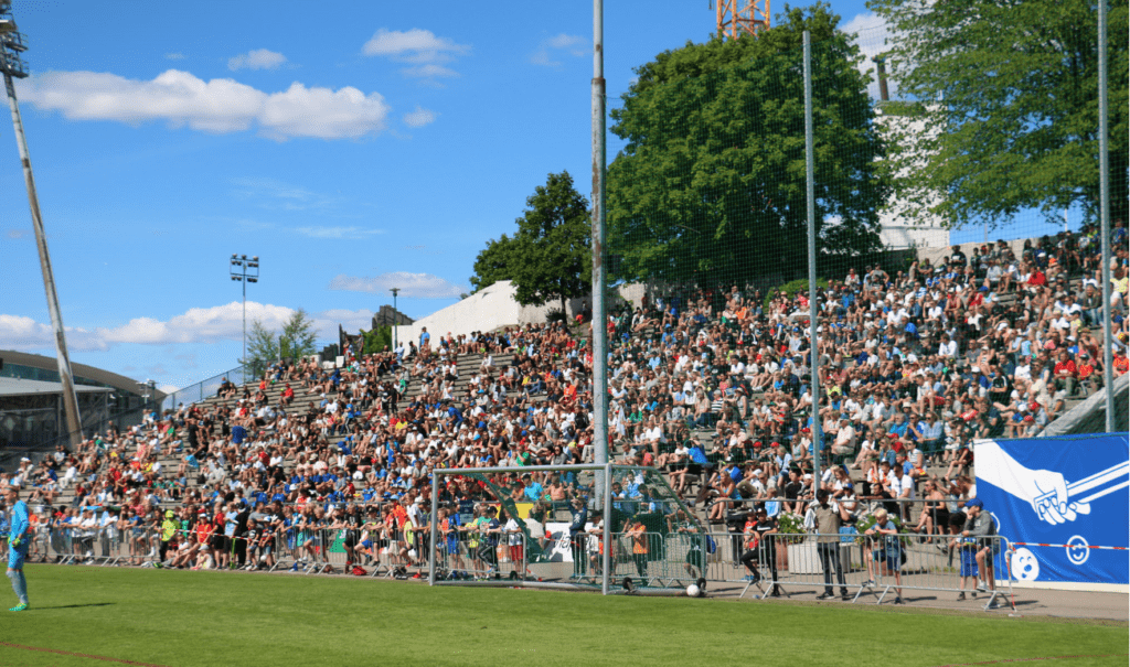 Fodboldturnering i Finland
