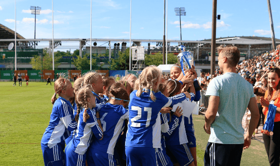 Fodboldturnering i Finland