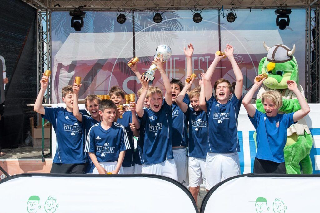 Vindere af fodboldstævne i udlandet